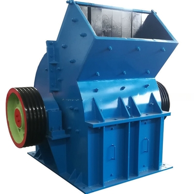 Petite machine mobile de concassage à marteaux de pierre avec capacité de concassage et couleur blanche