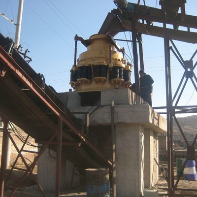 Longue durée d'usure pièces concasseur à cône pour les minéraux dans la mini-usine de minerai de roche mobile