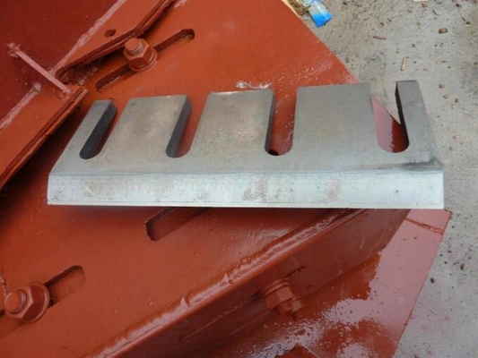 Taille d'alimentation de 300 mm Déchiqueteur de bois industriel Broyeur à marteaux Broyeur de bois Machine de fabrication de sciure