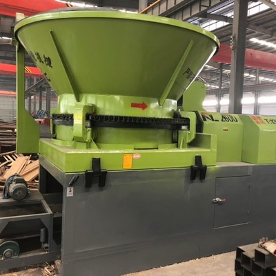 4-6 Blade Diesel Mobile Big Rotary Hopper Usine de déchiquetage des racines des arbres