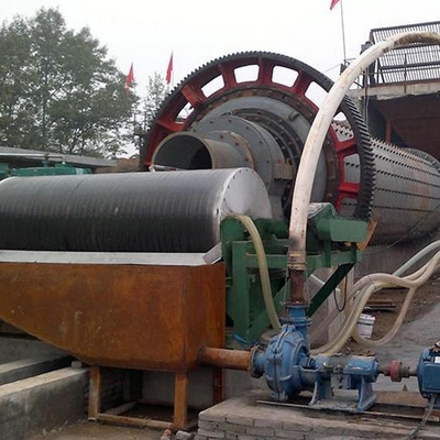 Moulin à billes humides à moteur diesel ou à moteur pour le broyage du minerai d'or à prix abordable