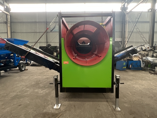 Écran de trombone de sable de gravier de 2000 kg pour le dépistage des agrégats de compost à domicile mobile