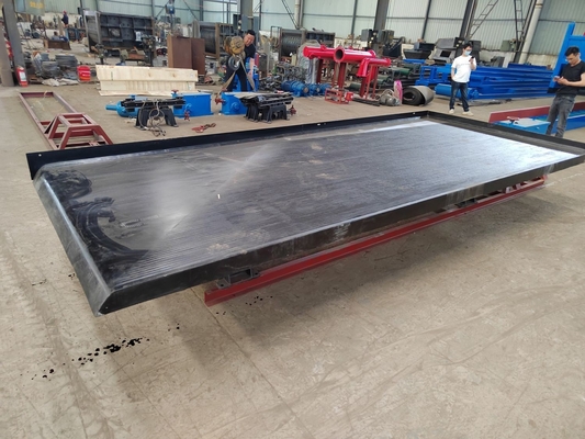 Table à secouer en or pour le traitement du minerai Séparateur par gravité Autre tension 380v/415v/440v
