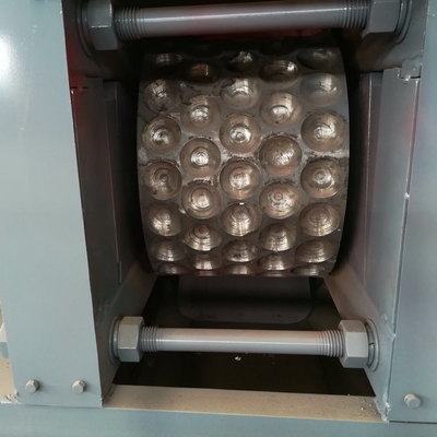 Machine de presse à billes de charbon professionnel pour la ligne de production de briquettes de poussière de charbon
