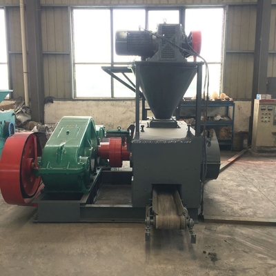 Machine de briquette à base de charbon de chaux finement séchée en poudre et visite à tout moment
