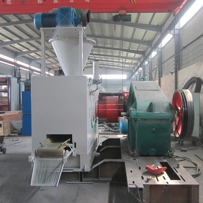 Machine de fabrication de briquettes en poudre sèche de 800 kg avec rouleaux en alliage de 9Cr2Mo/High Chromium