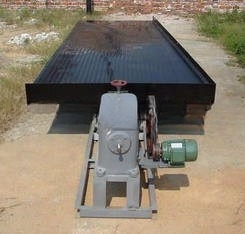 0.5-1.2 tonnes par heure Petite table de secouette d'or pour séparer le minerai d'or Multifonctionnelle