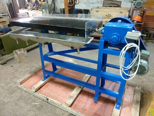 Ouvrages de construction Petit équipement portable pour l' extraction de l' or Table à secouer pour l' or 650 kg